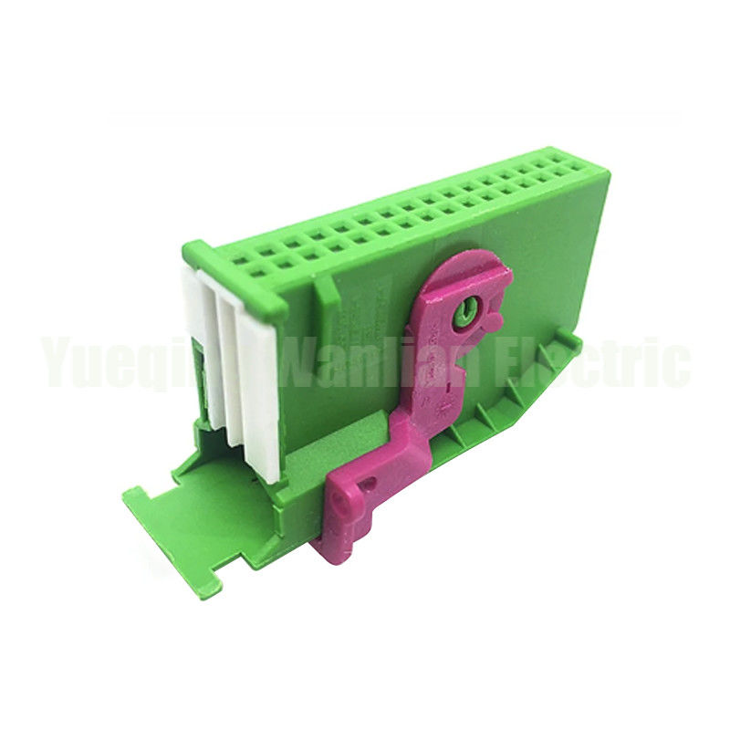 32 Pin Otomobil Bağlantısı 2050723-1 1719058-1 1719057-1 1J0972977C 8L0972977C 964826 1534222-1