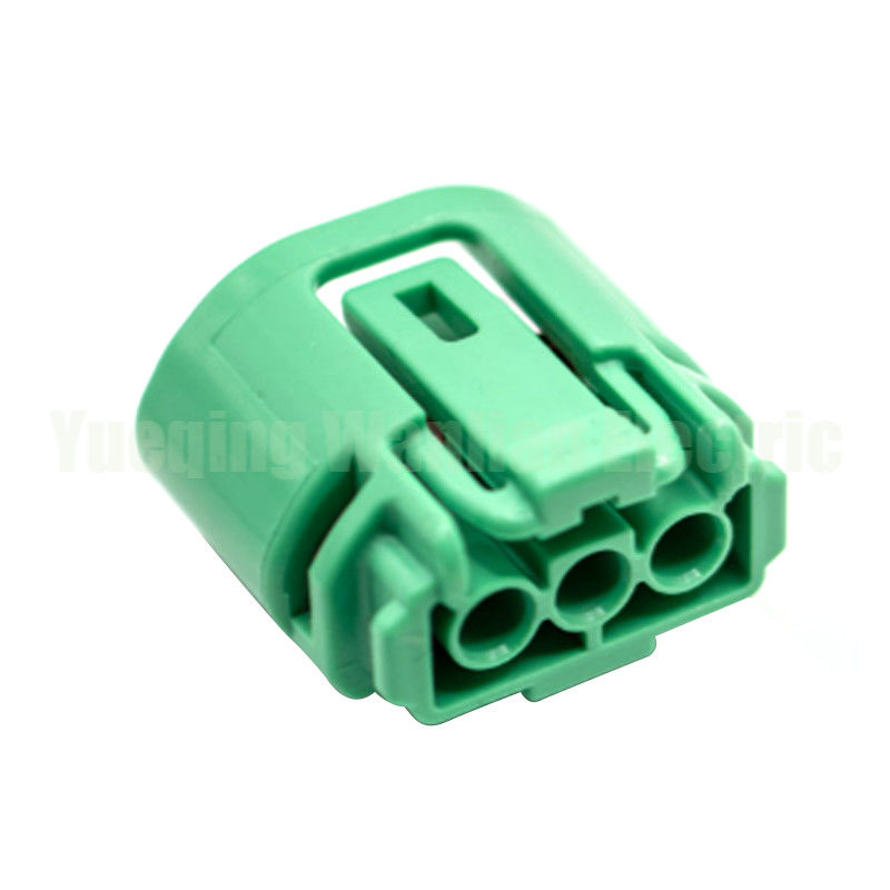 6189-0544 Otomobil Çakma Bobin Bağlantısı 3 Pin Alternatör Düzenleyici Fişi