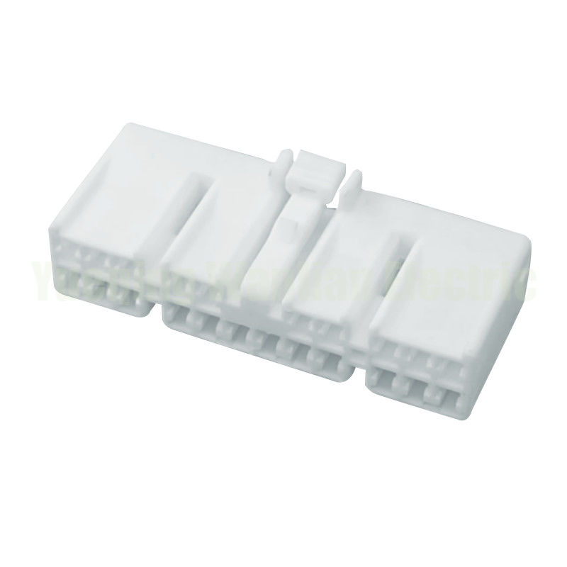22 Pin MG651086 Otomatik Sigorta Kutusu BCM Bağlantısı AC Montaj Araç Kontrol Modülü Kablolama Terminal Plug Soket