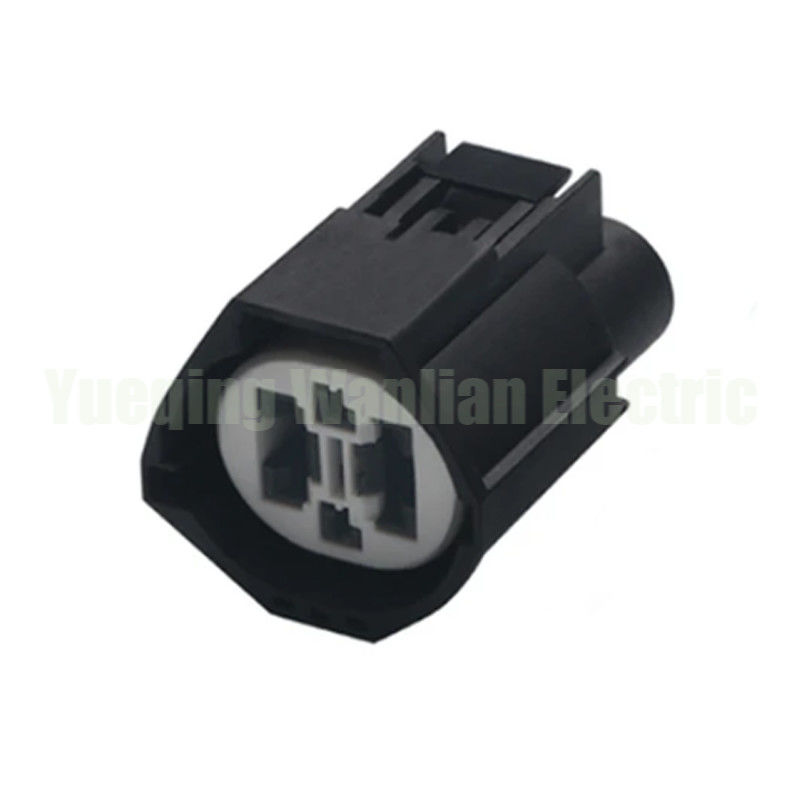4 Pin 7283-8497-90 Kadın Su geçirmez Elektrikli Fan Radyatör Fan Plug Bağlantısı