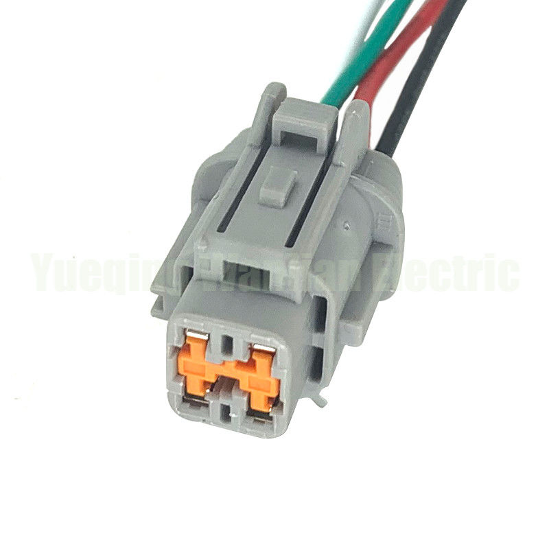 4 Pin PB295-04920 6185-1171 Su tankı Elektronik fan motor fan fiş bağlantısı