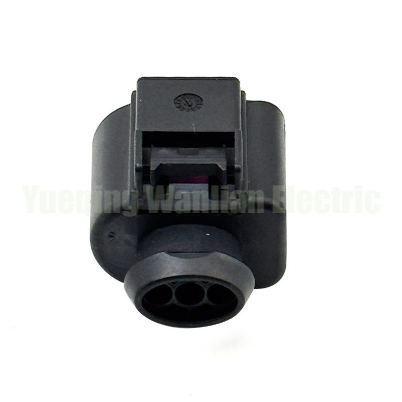 3 Pin 8K0973703 Kompresör Klima Basınç Değiştiricisi Girme Basınç Algılayıcı Bağlantısı