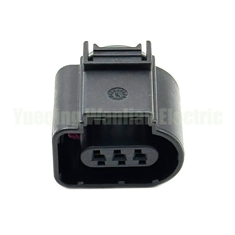 3 Pin 8K0973703 Kompresör Klima Basınç Değiştiricisi Girme Basınç Algılayıcı Bağlantısı