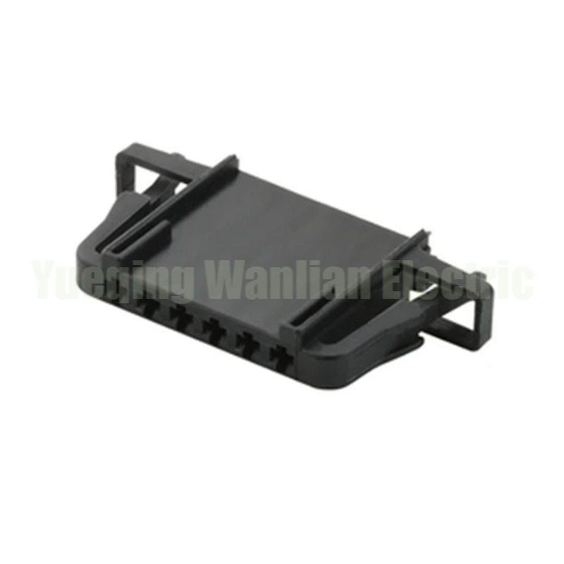 6 Pin 3B0972706 Otomatik Elektrikli Hızlandırıcı Pedal Plug AC Montaj Elektrik Bağlantısı